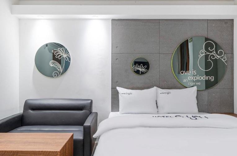 Ou Hotel Tegu Kültér fotó